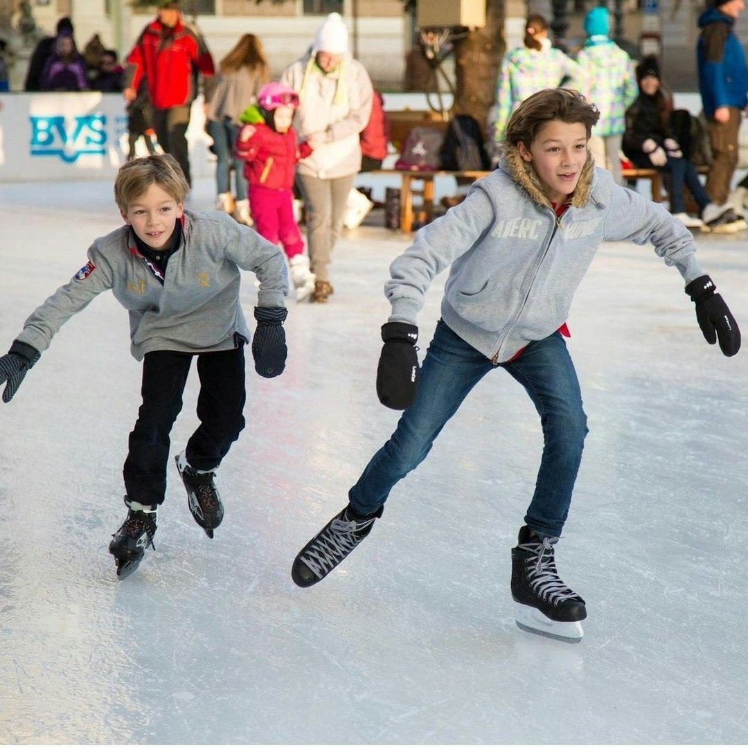 Children ice skating